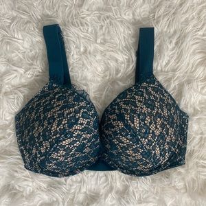 Victoria’s Secret Very Sexy Push Up Bra